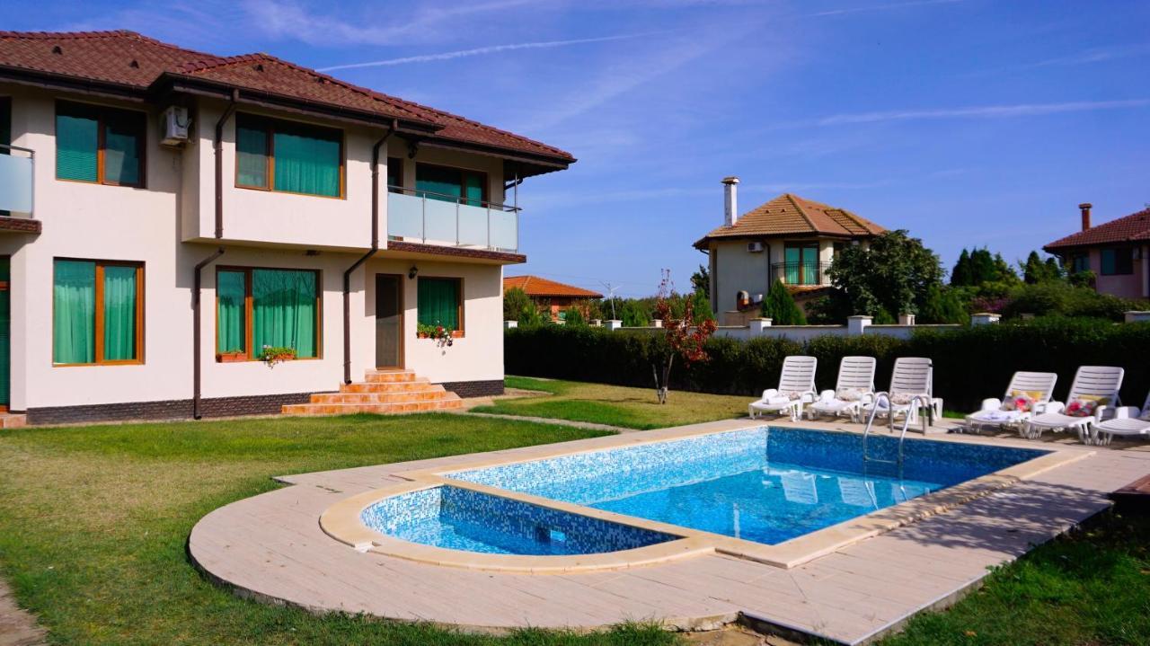 Вила Помело - Family Villa Pomelo Bŭlgarevo Exterior foto