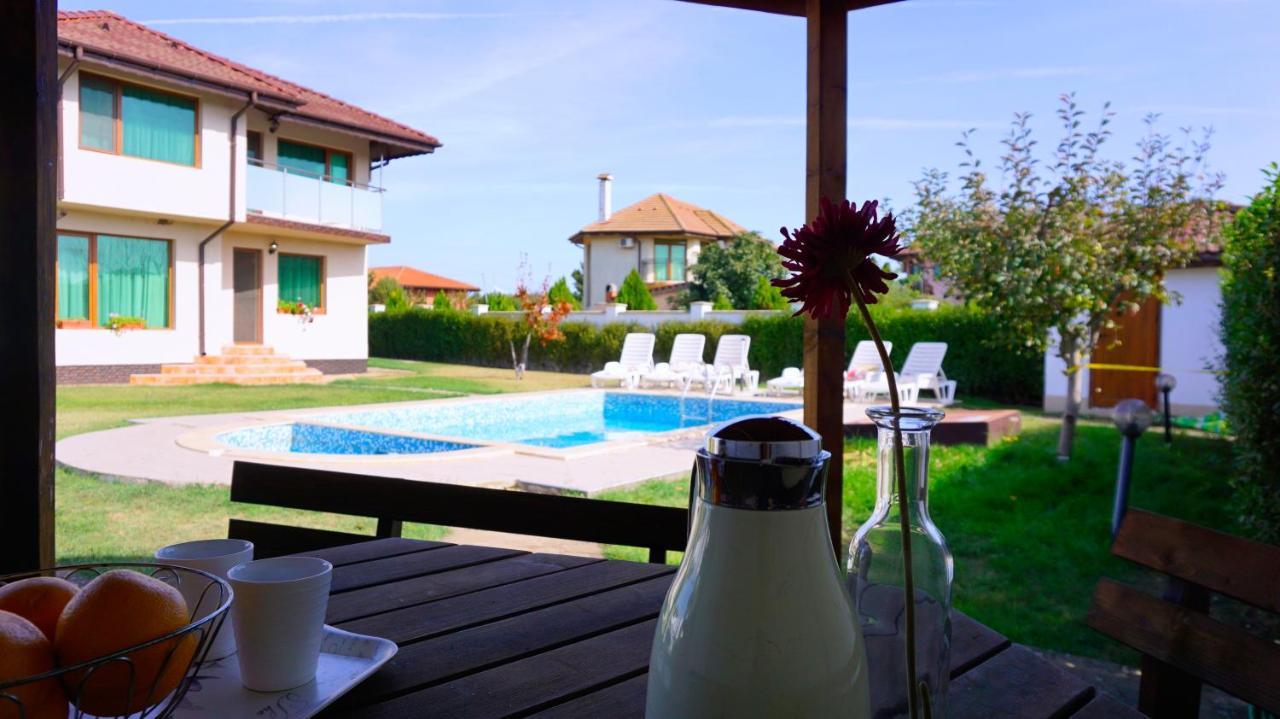 Вила Помело - Family Villa Pomelo Bŭlgarevo Exterior foto